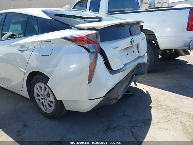 Toyota Prius Two 2016 JTDKBRFU6G3008307 Image 19