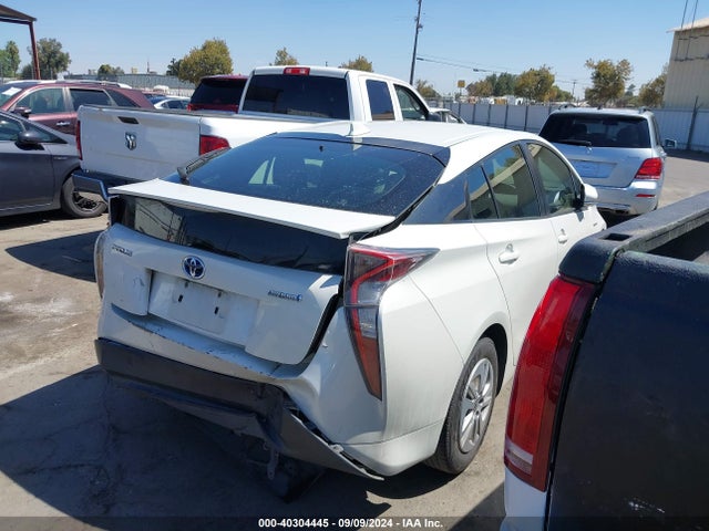 Toyota Prius Two 2016 JTDKBRFU6G3008307 Image 4