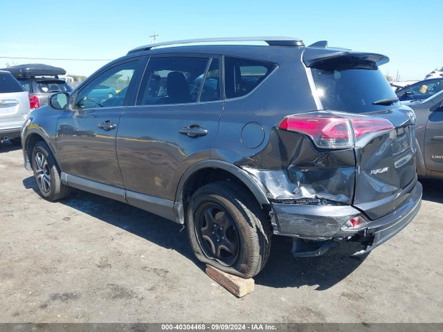 Toyota RAV4 LE 2017 JTMZFREV3HJ108925 Image 3