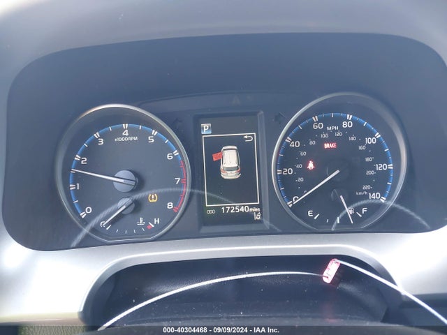 Toyota RAV4 LE 2017 JTMZFREV3HJ108925 Image 7