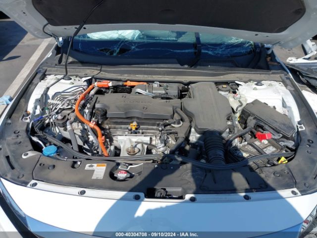1HGCV3F91NA024915 Honda Accord Hybrid Touring