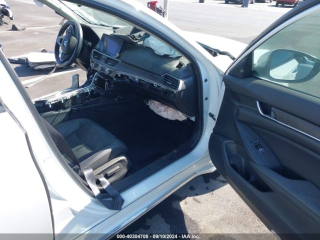 1HGCV3F91NA024915 Honda Accord Hybrid Touring