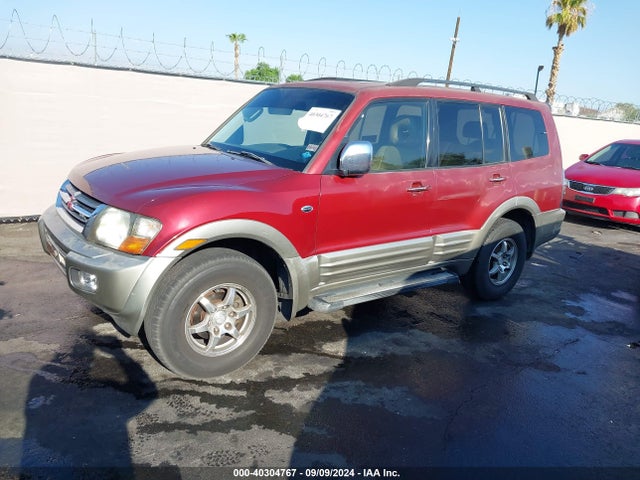 2001 MITSUBISHI MONTERO JA4MW51R41J032076 Photo 1