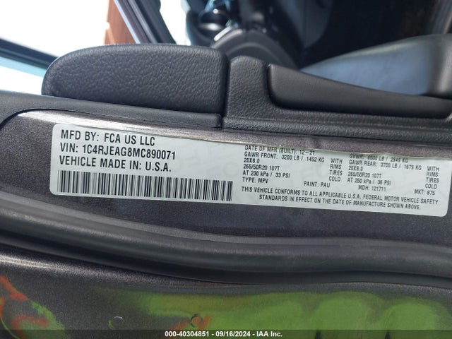 1C4RJEAG8MC890071 Jeep Grand Cherokee Laredo X 4x2