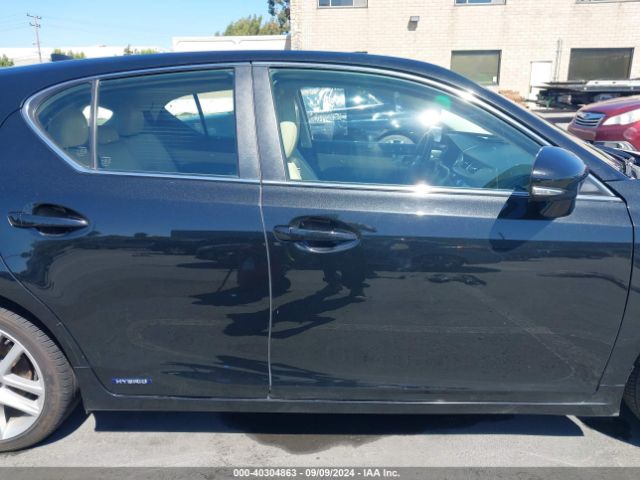 JTHKD5BH7H2280740 Lexus CT 200H