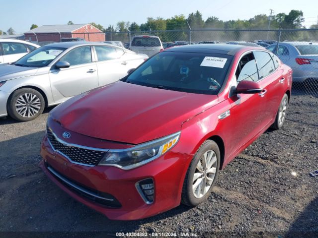 5XXGT4L35JG195855 KIA Optima S