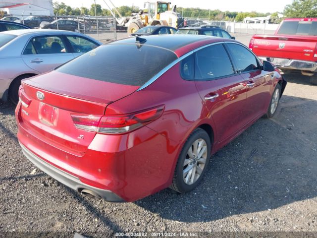 5XXGT4L35JG195855 KIA Optima S