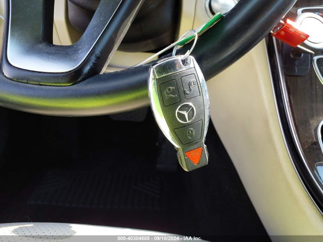 55SWF4JB5GU100542 Mercedes-Benz C 300 Luxury/sport