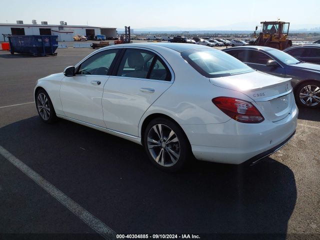 55SWF4JB5GU100542 Mercedes-Benz C 300 Luxury/sport