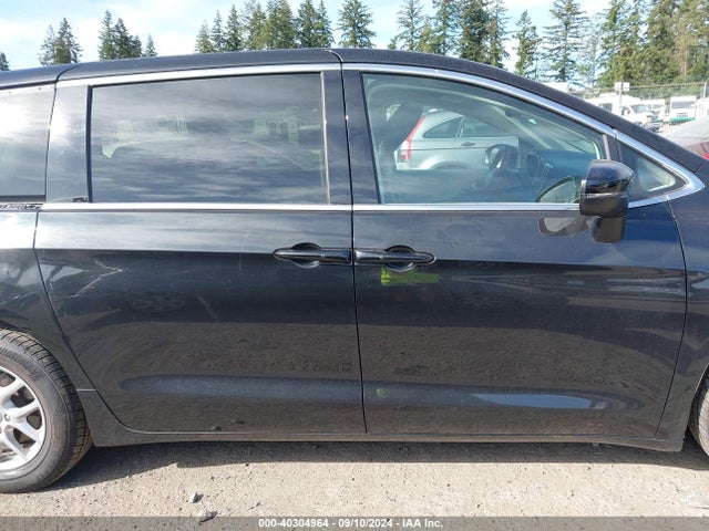 2C4RC1BG1PR521579 Chrysler Pacifica Touring L