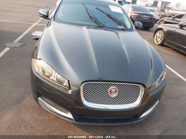 SAJWA0FSXFPU75107 Jaguar Xf 2.0t Premium