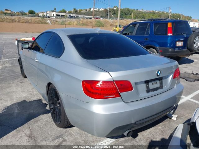 2013 BMW 335I WBAKG7C53DJ438125 Photo 2