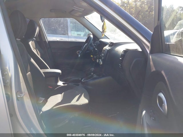 KIA Soul 2014 KNDJN2A2XE7704089 Image 5