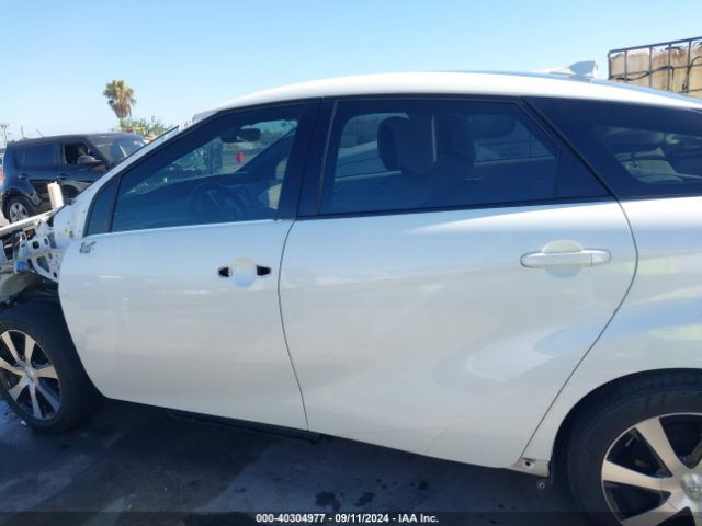 JTDBVRBD7HA001604 Toyota Mirai