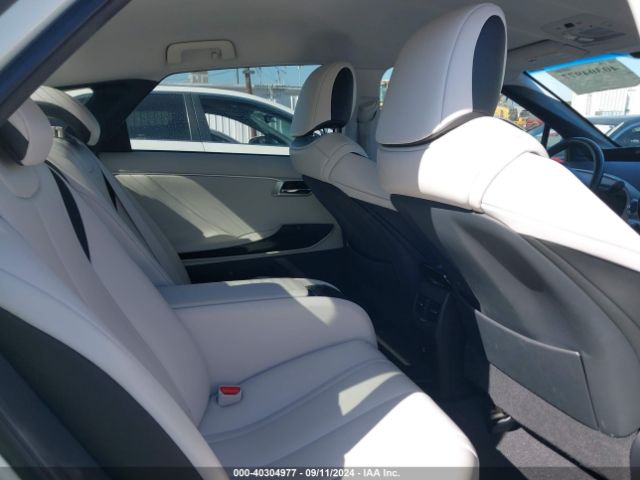 JTDBVRBD7HA001604 Toyota Mirai