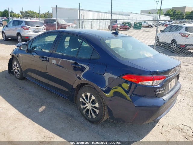 Toyota Corolla Hybrid Le 2021 JTDEAMDE2MJ003272 Image 3
