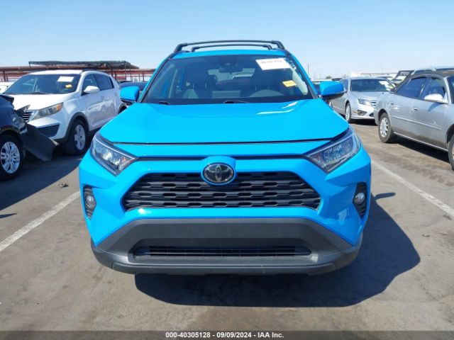 2T3C1RFV2KW051614 Toyota Rav4 Xle Premium