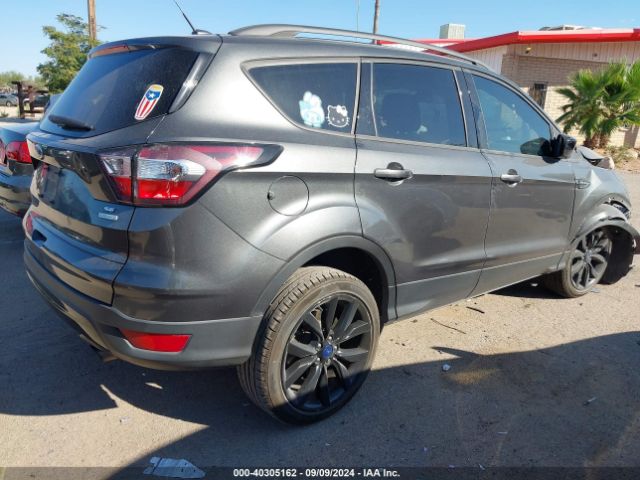 1FMCU0GD0HUE63301 Ford ESCAPE SE