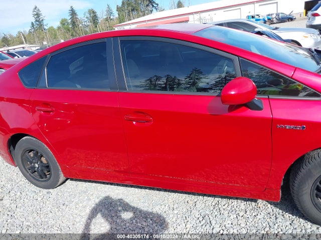 Toyota Prius Three 2014 JTDKN3DU3E0359293 Image 13