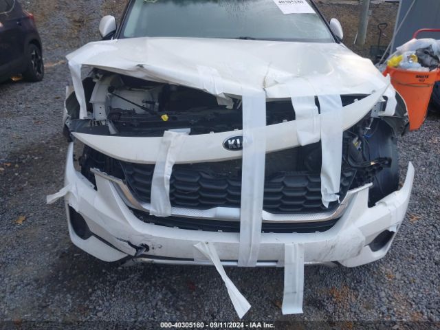 KNDEPCAA0M7182774 KIA Seltos Lx