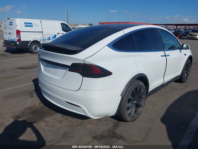 2017 TESLA MODEL X 5YJXCBE49HF051801 Photo 3