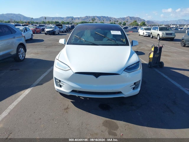 2017 TESLA MODEL X 5YJXCBE49HF051801 Photo 5