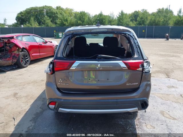 JA4AD2A35JZ036660 Mitsubishi Outlander Es