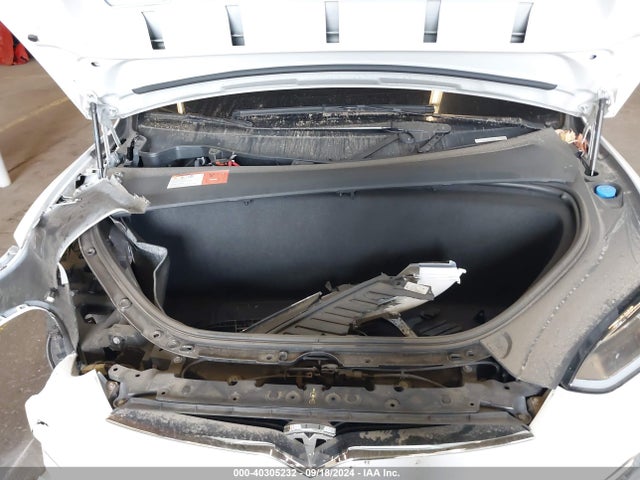 2016 TESLA MODEL X 5YJXCBE41GF007418 Photo 9