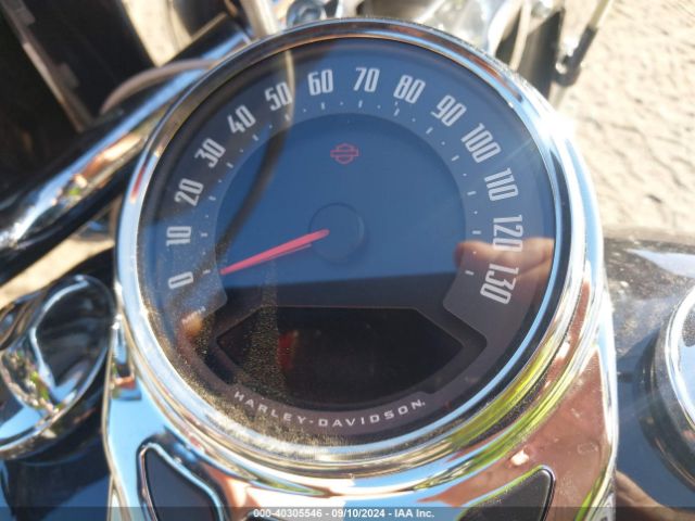 2020 HARLEY-DAVIDSON FLHC 1HD1YAJ15LB048823 Photo 6