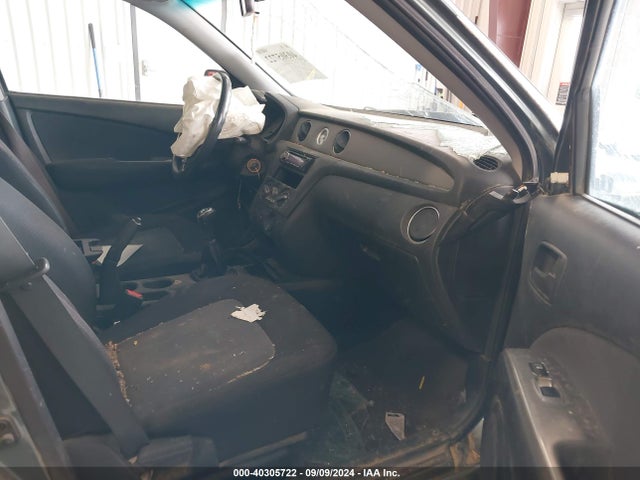 2005 MITSUBISHI OUTLANDER JA4LZ31FX5U026591 Photo 4
