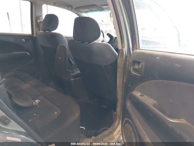 2005 MITSUBISHI OUTLANDER JA4LZ31FX5U026591 Photo 7