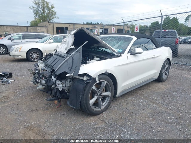 Ford Mustang V6 2017 1FATP8EM8H5208327 Image 2