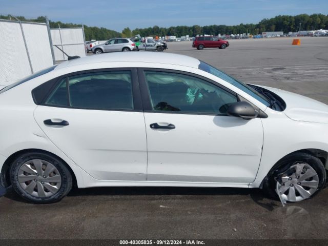 3KPA24AB2JE065866 KIA RIO LX