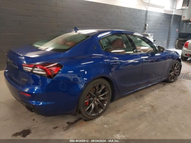 ZAM57YTM1NX399896 Maserati Ghibli Modena Q4