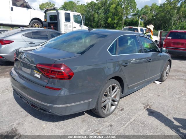1VWDT7A36HC008685 Volkswagen Passat 1.8t R-line