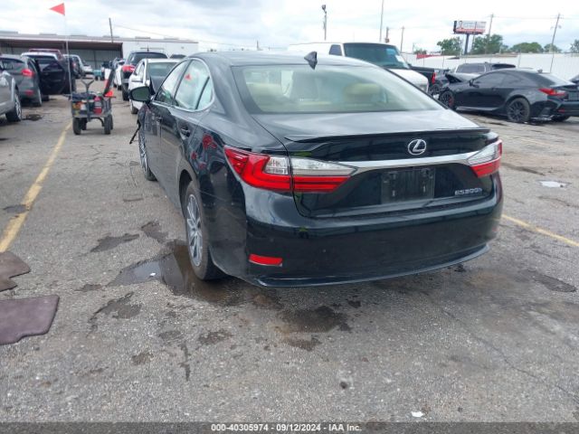 JTHBW1GG8G2110677 Lexus ES 300H