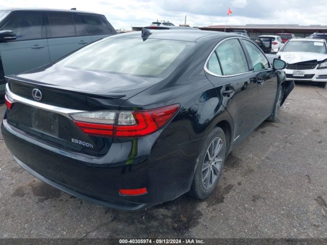 JTHBW1GG8G2110677 Lexus ES 300H