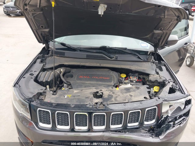 3C4NJCAB7JT123514 Jeep Compass Sport Fwd