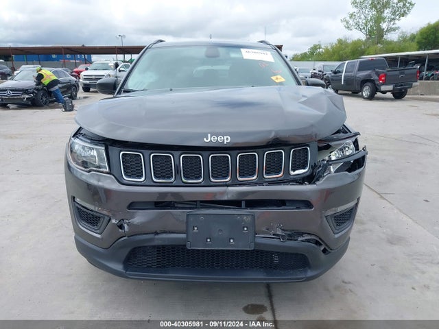 3C4NJCAB7JT123514 Jeep Compass Sport Fwd