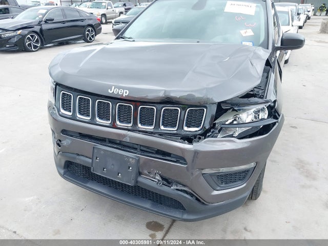 3C4NJCAB7JT123514 Jeep Compass Sport Fwd