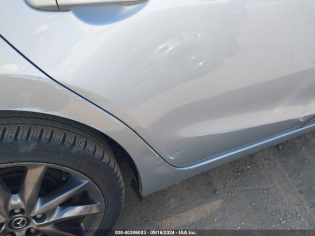 3MZBN1V38JM267840 Mazda Mazda3 Touring