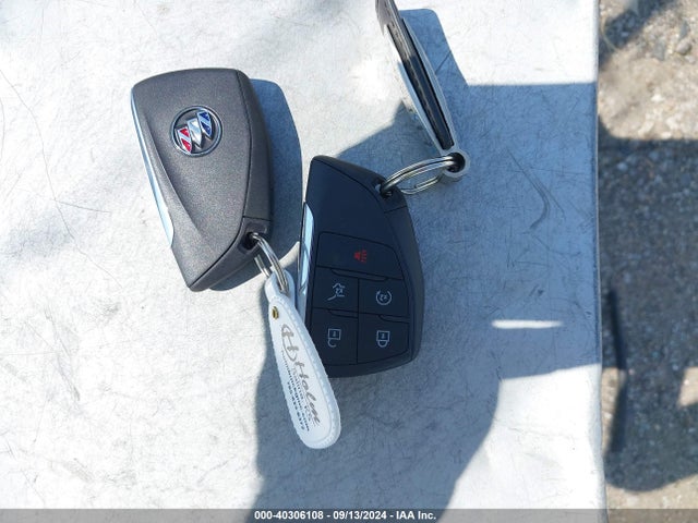LRBFZSR47PD228211 Buick Envision Avenir Awd