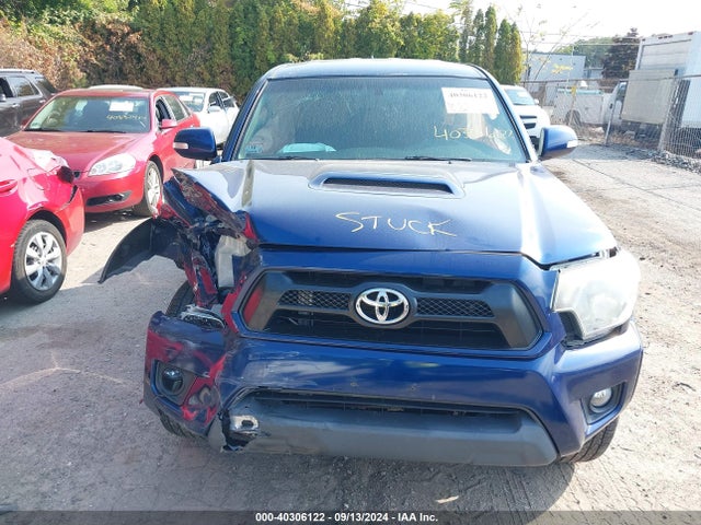 Toyota Tacoma Base V6 2015 3TMLU4EN4FM190470 Image 12