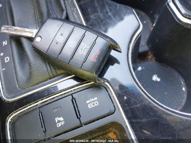 5XYKT3A68FG576992 KIA SORENTO LX