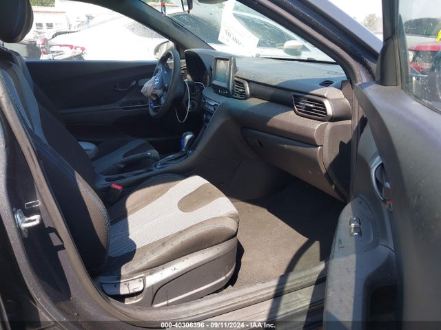 Hyundai Veloster 2.0 2019 KMHTG6AF2KU017243 Image 5