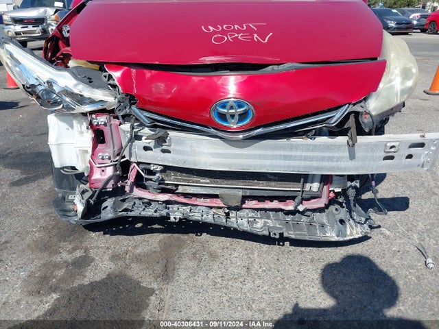 40306431 :رقم المزاد ، JTDZN3EU4D3264185 vin ، 2013 Toyota Prius V Three مزاد بيع