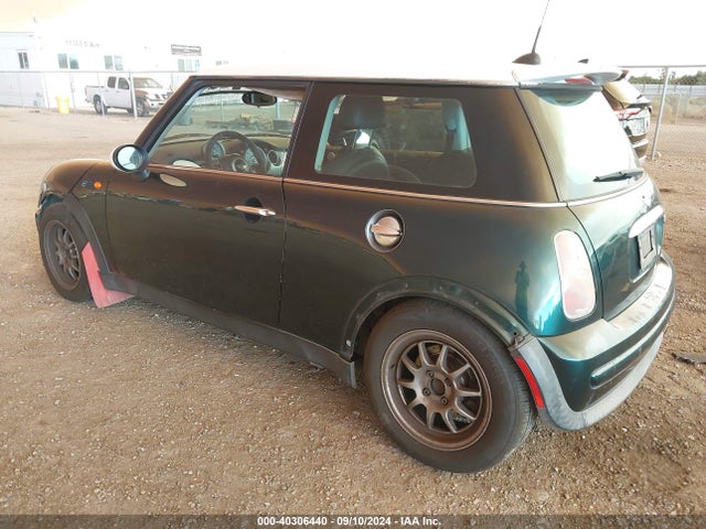 2004 MINI COOPER WMWRC33404TC51149 Photo 2