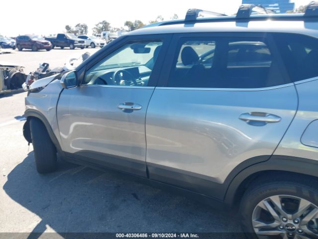 KNDEU2AA2N7264025 KIA SELTOS S