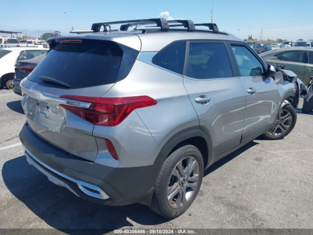 KNDEU2AA2N7264025 KIA SELTOS S