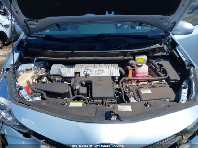 JTDZN3EU8GJ041289 Toyota Prius V Three